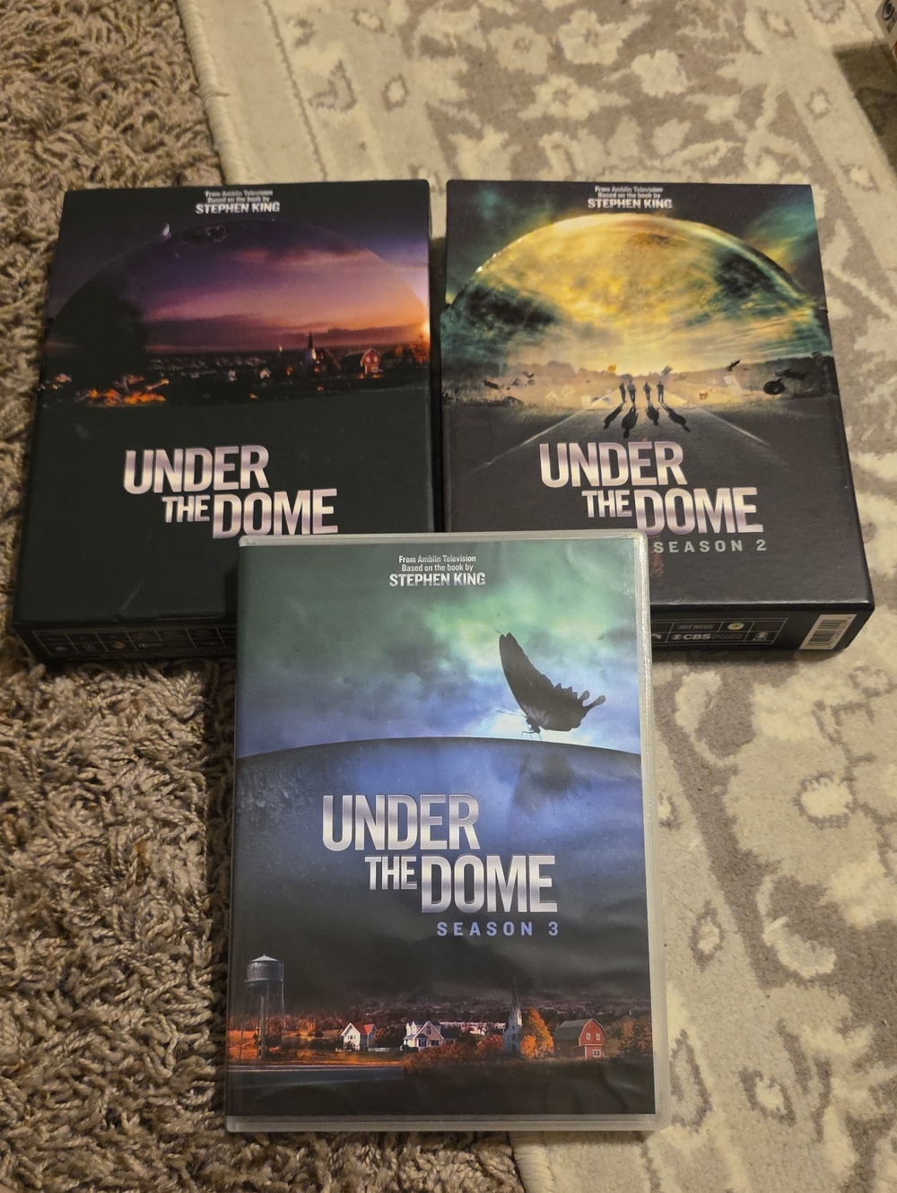 Under the Dome Season 3 DVD - Stephen King - Blue/Black Cover